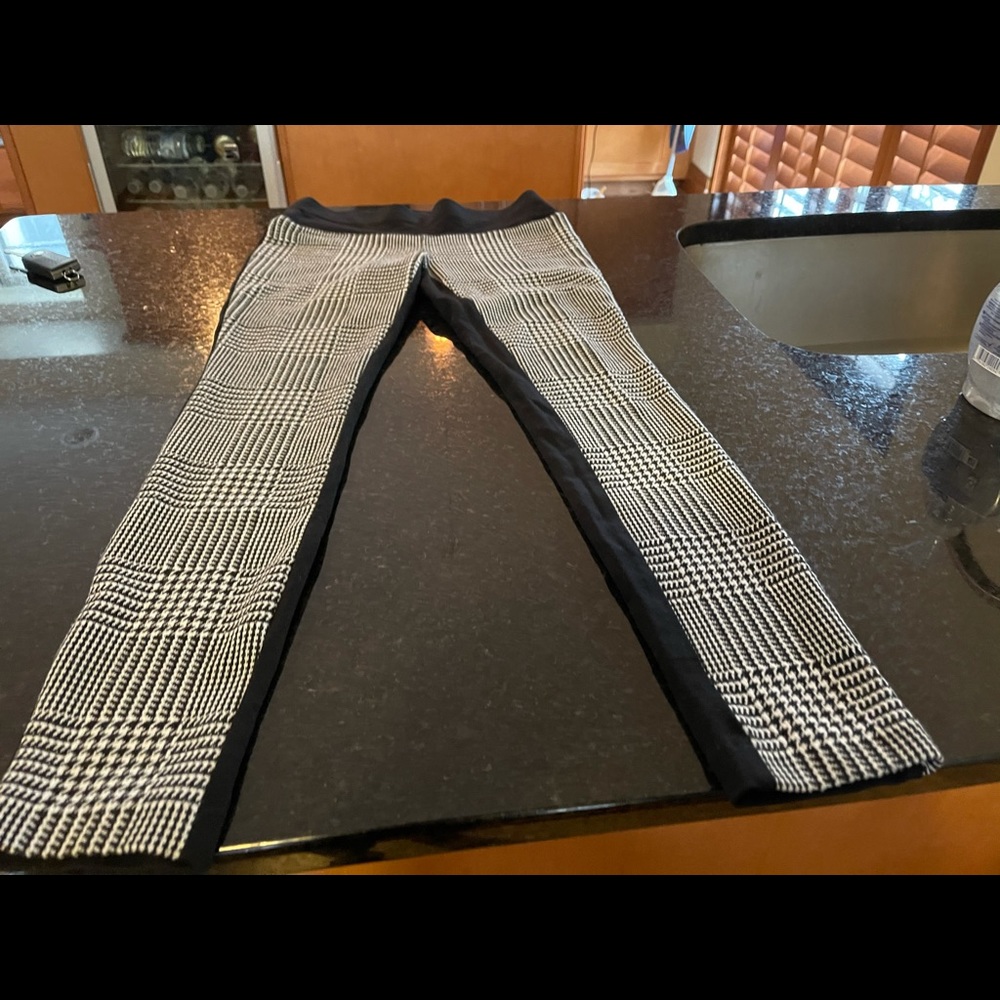 Size 2 petite inc international leggings